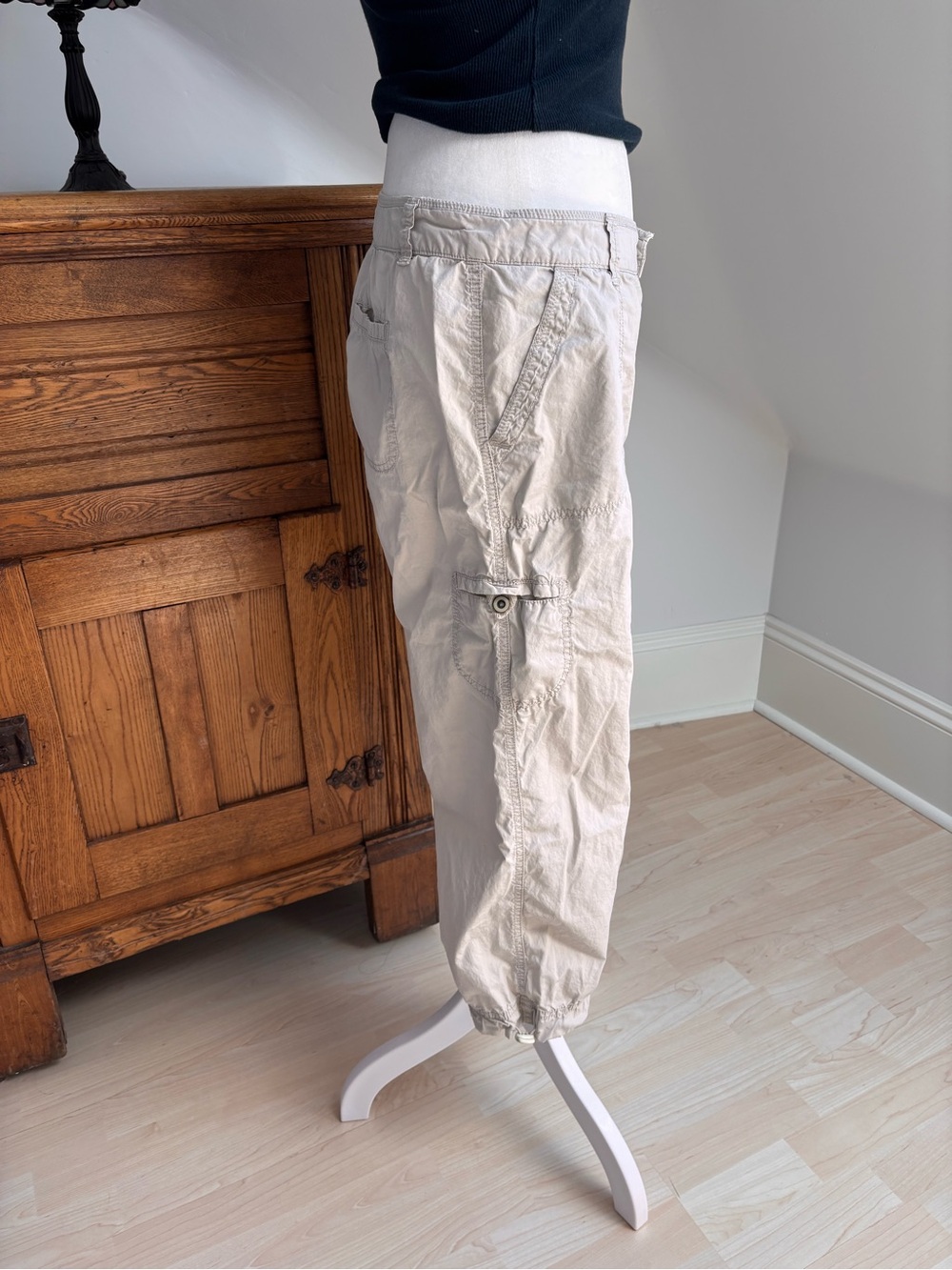 Jessica Cargo Capris 🤍 - Picture 6 of 8